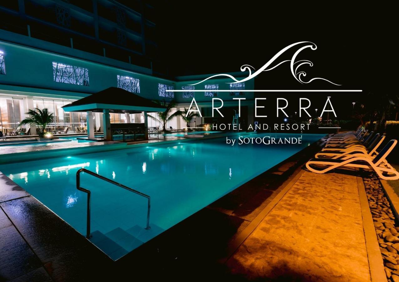 Arterra Hotel And Resort Мактан Екстер'єр фото